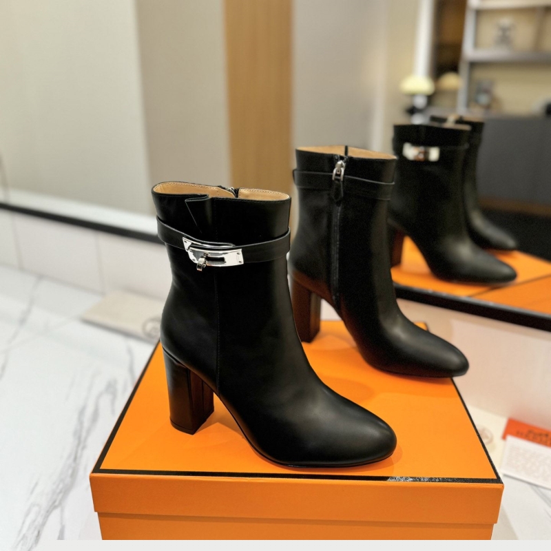H**mes boots